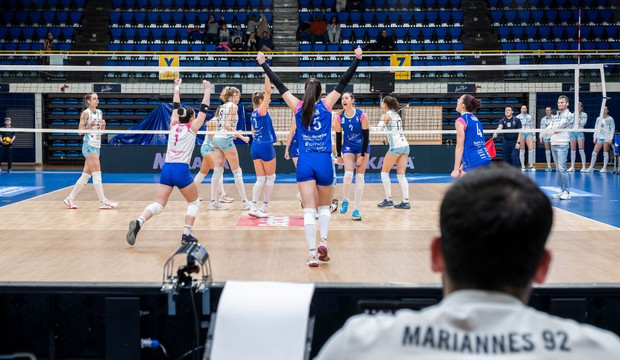 Les Mariannes 92 sur le parquet du palais des sports Marcel-Cerdan à Levallois-Perret