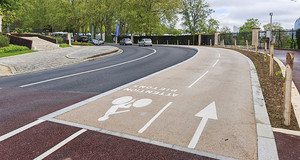 Piste cyclable boulevard Washington à Suresnes Piste cyclable boulevard Washington à Suresnes